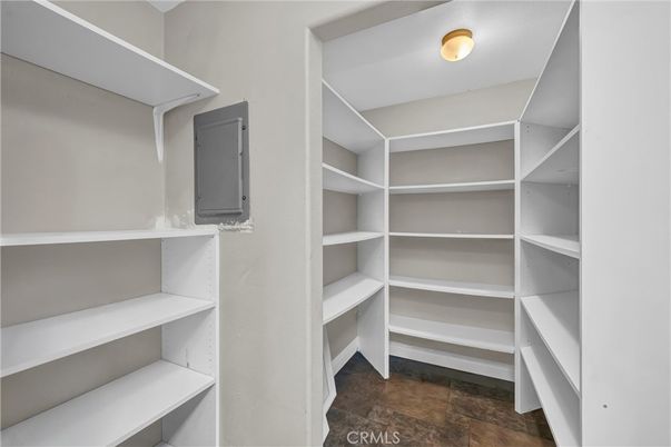 Interior, Walk-in Closets