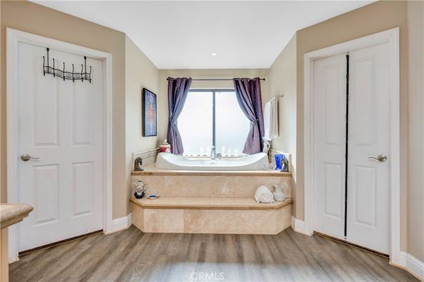 Bathroom, Interior, Recessed Lighting, Wood Texture Flooring