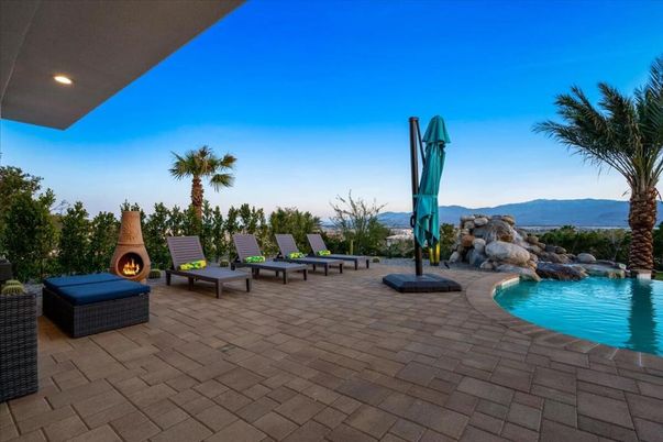 Exterior, Fireplace, Pool