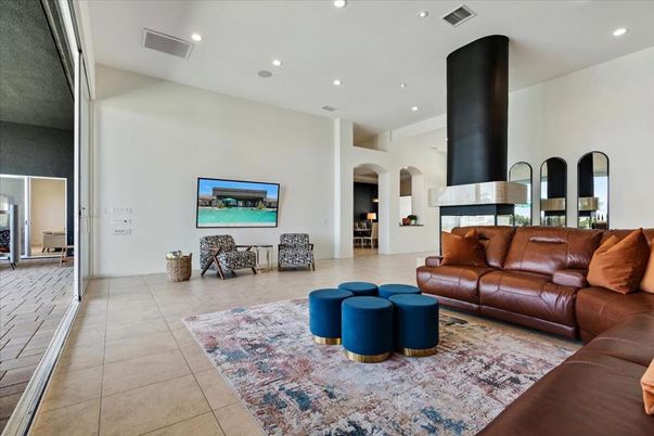 Fireplace, Interior, Living room, Recessed Lighting