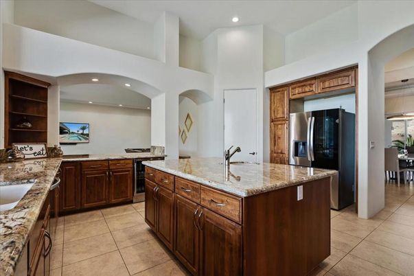 Dining room, Interior, Kitchen, Recessed Lighting, Stainless Steel Appliances