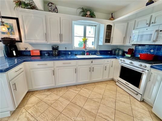Interior, Kitchen, Tile Countertops