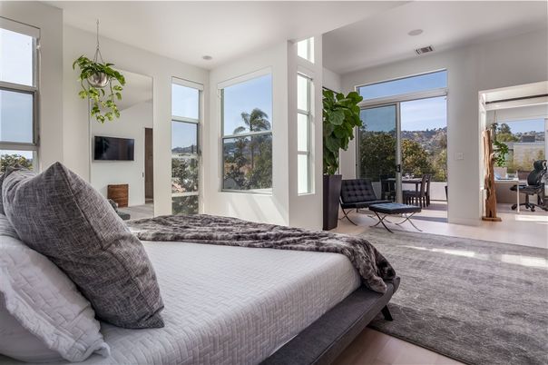 Bedroom, Interior, Pendant Lights, Wood Texture Flooring