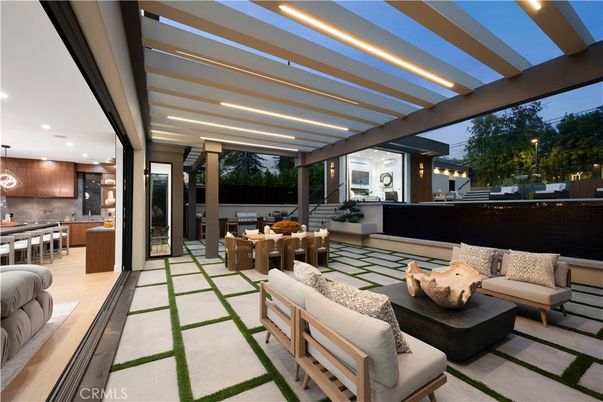 Exterior, Pendant Lights