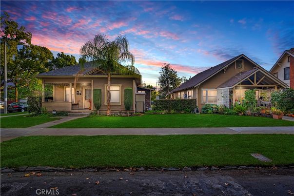 Backyard, Exterior, Facade, American Craftsman