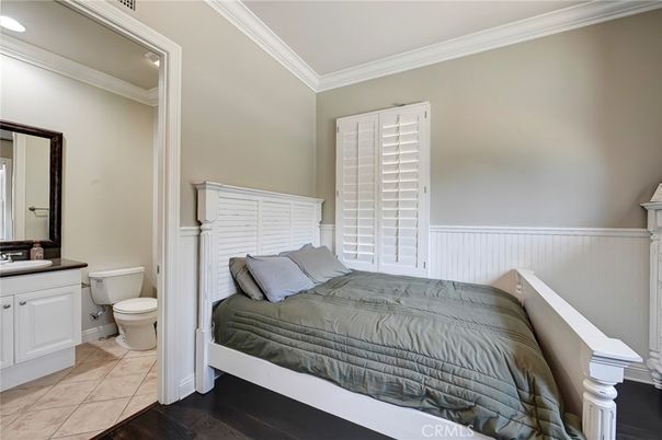 Bathroom, Bedroom, Interior, Recessed Lighting, Wood Texture Flooring