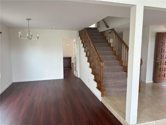 Chandelier, Empty room, Interior, Wood Texture Flooring