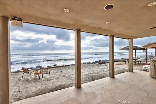 Exterior, Recessed Lighting, Water