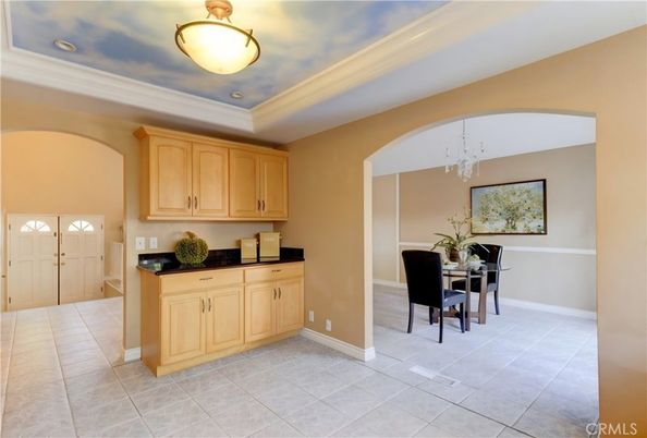 Dining room, Interior, Recessed Lighting