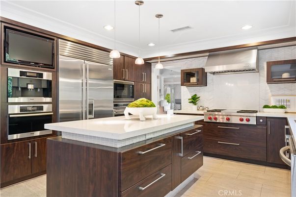 Interior, Kitchen, Pendant Lights, Recessed Lighting, Stainless Steel Appliances
