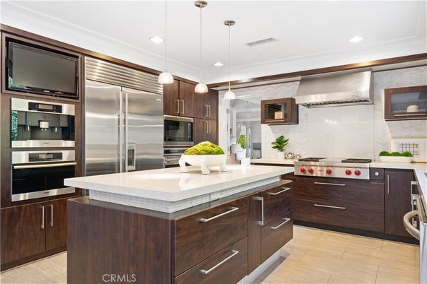 Interior, Kitchen, Pendant Lights, Recessed Lighting, Stainless Steel Appliances