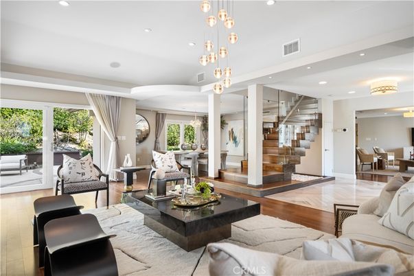 Interior, Living room, Pendant Lights, Recessed Lighting, Wood Texture Flooring