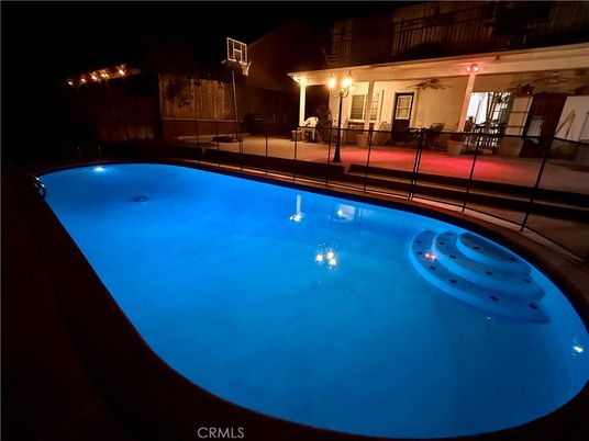 Exterior, Hot Tub, Pool