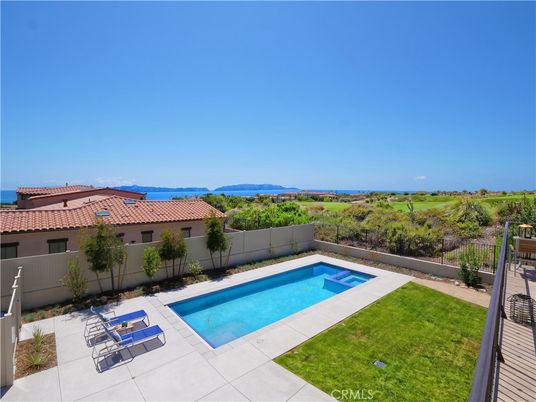 Exterior, Pool, Water
