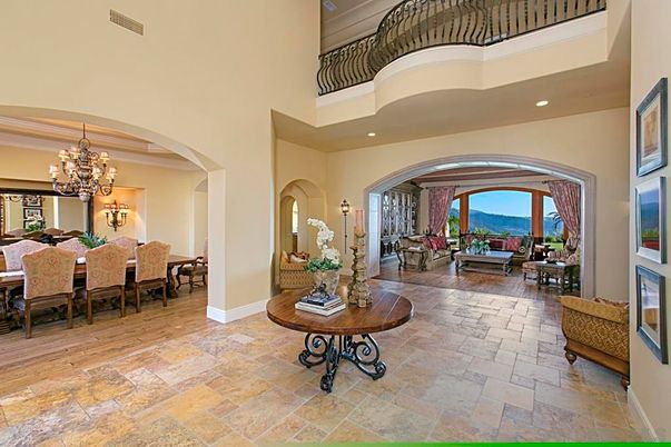 Chandelier, Dining room, Interior, Living room, Recessed Lighting