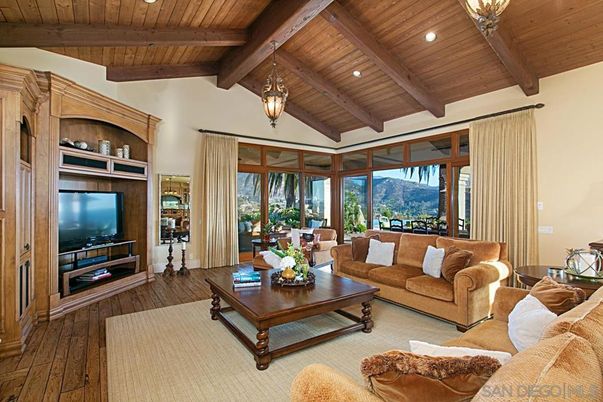 Interior, Living room, Pendant Lights, Recessed Lighting, Wooden Beams, Wooden Ceilings, Wood Texture Flooring