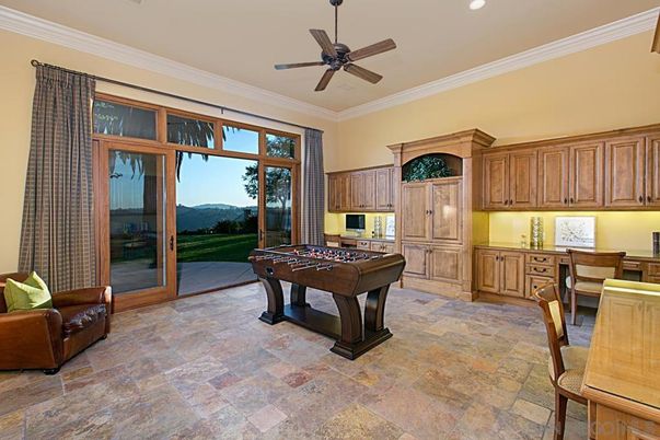 Billiard Table, Game Room, Interior, Recessed Lighting