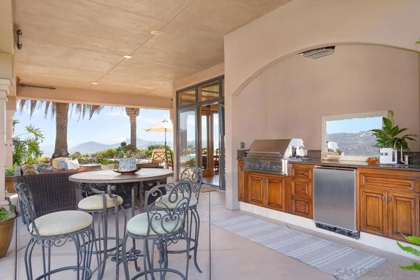 Dining room, Exterior, Interior