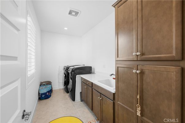 Interior, Recessed Lighting, Washer