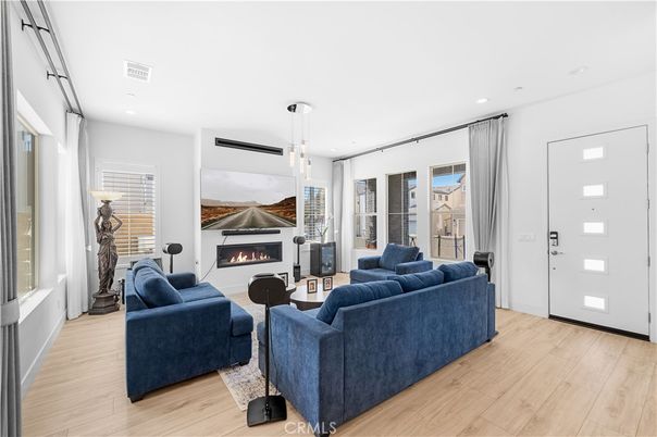Fireplace, Interior, Living room, Pendant Lights, Recessed Lighting, Wood Texture Flooring
