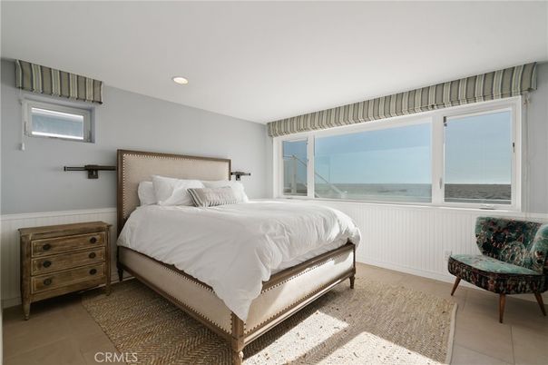 Bedroom, Interior, Recessed Lighting, Water