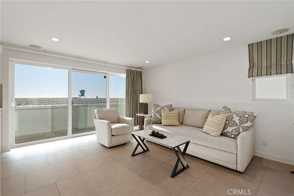 Interior, Living room, Recessed Lighting, Water