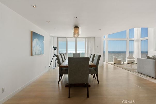Dining room, Interior, Living room, Recessed Lighting, Water, Wood Texture Flooring
