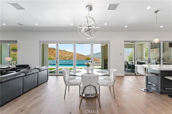 Dining room, Interior, Living room, Pendant Lights, Recessed Lighting, Wood Texture Flooring