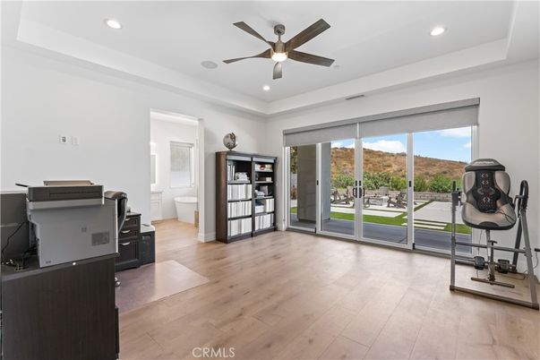 Interior, Recessed Lighting, Wood Texture Flooring