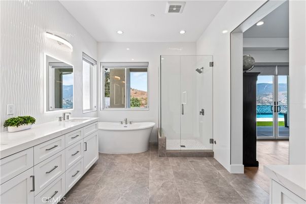 Bathroom, Dual Sink Vanities, Free Standing Baths, Glass Shower, Interior, Recessed Lighting, Water