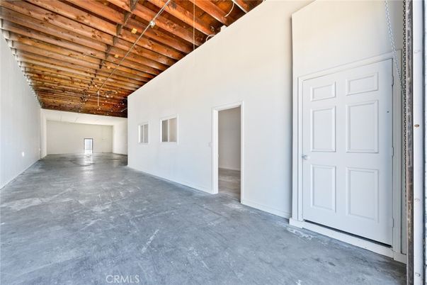 Empty room, Interior, Wooden Beams, Wooden Ceilings