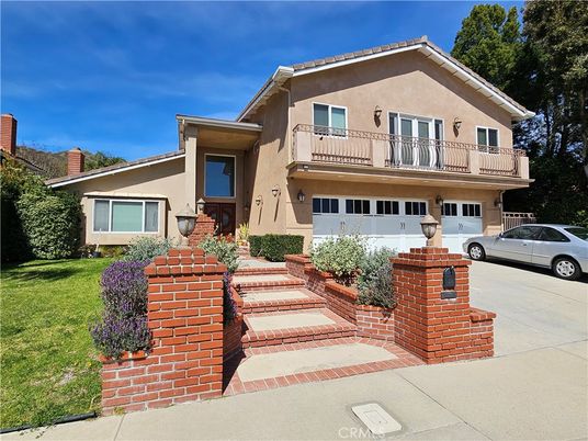 Attached, Exterior, Facade, Mediterranean