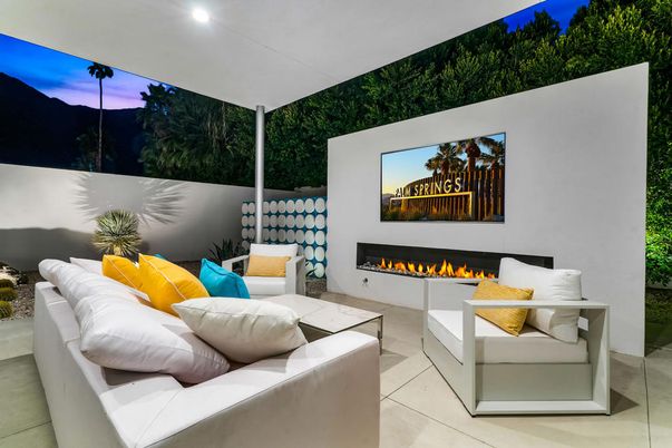 Exterior, Fireplace