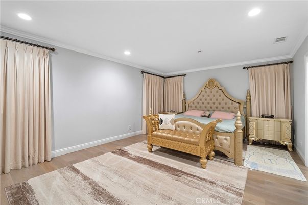 Bedroom, Interior, Recessed Lighting, Wood Texture Flooring