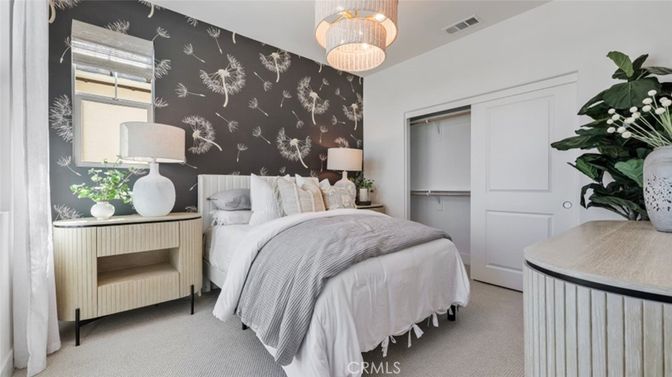 Bedroom, Interior, Pendant Lights