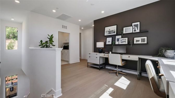 Home Office, Interior, Recessed Lighting, Wood Texture Flooring
