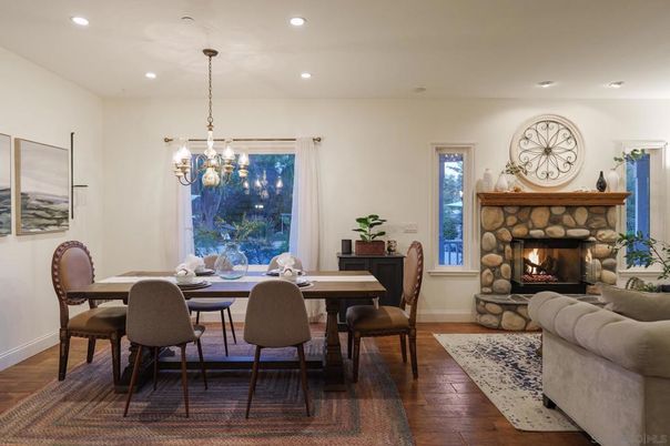 Chandelier, Dining room, Fireplace, Interior, Recessed Lighting, Wood Texture Flooring