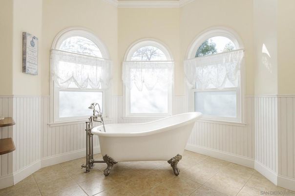 Bathroom, Free Standing Baths, Interior