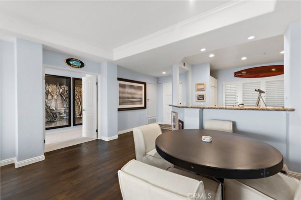 Dining room, Interior, Kitchen, Recessed Lighting, Wood Texture Flooring