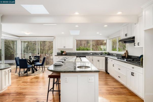 Dining room, Interior, Kitchen, Recessed Lighting, Wood Texture Flooring