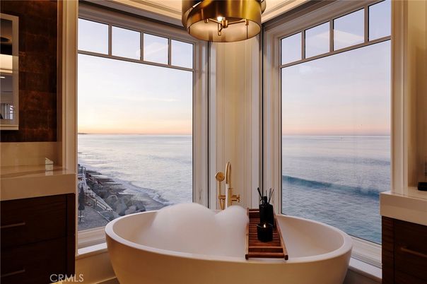 Bathroom, Free Standing Baths, Interior, Water
