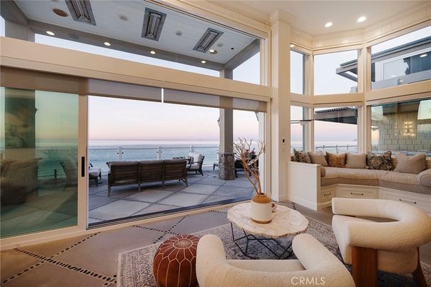 Interior, Living room, Recessed Lighting, Water