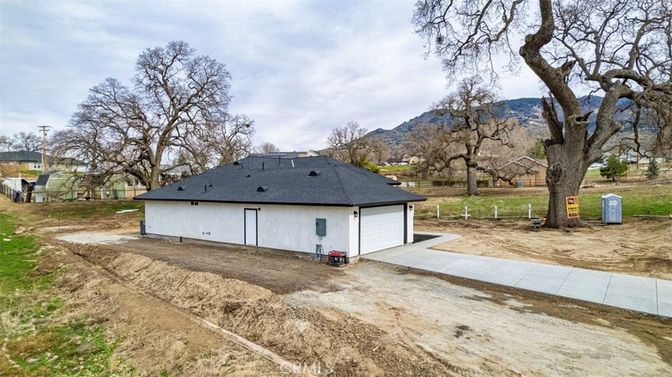 Backyard, Detached Garage, Exterior