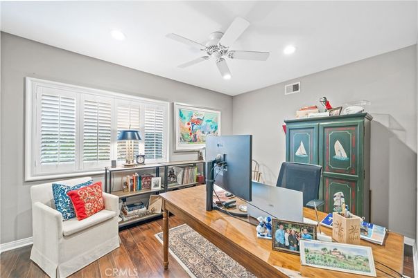 Home Office, Interior, Recessed Lighting, Wood Texture Flooring