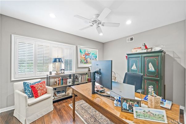 Home Office, Interior, Recessed Lighting, Wood Texture Flooring