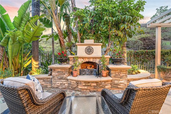Exterior, Fireplace