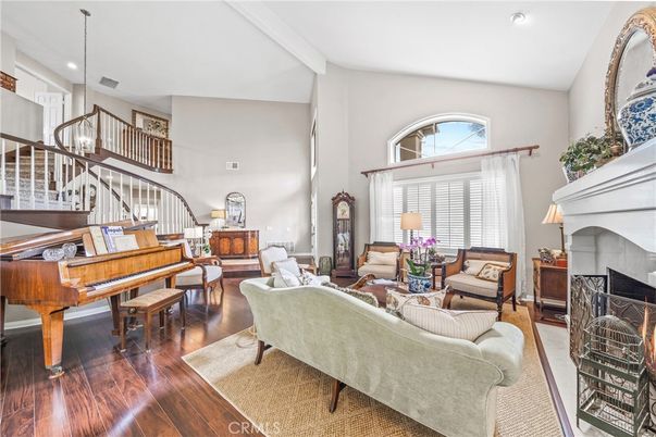 Fireplace, Interior, Living room, Pendant Lights, Piano, Recessed Lighting, Wood Texture Flooring
