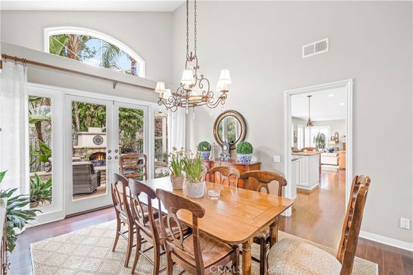 Chandelier, Dining room, Interior, Pendant Lights, Wood Texture Flooring