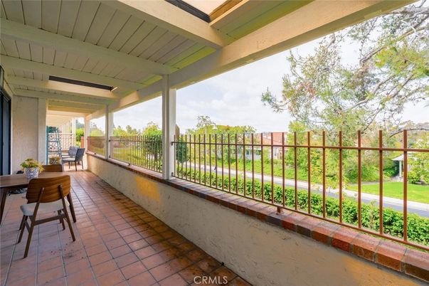 Exterior, Interior, Sun Room