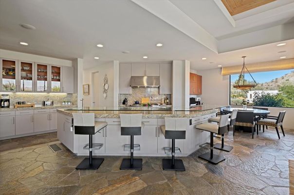 Dining room, Interior, Kitchen, Pendant Lights, Recessed Lighting, Stainless Steel Appliances